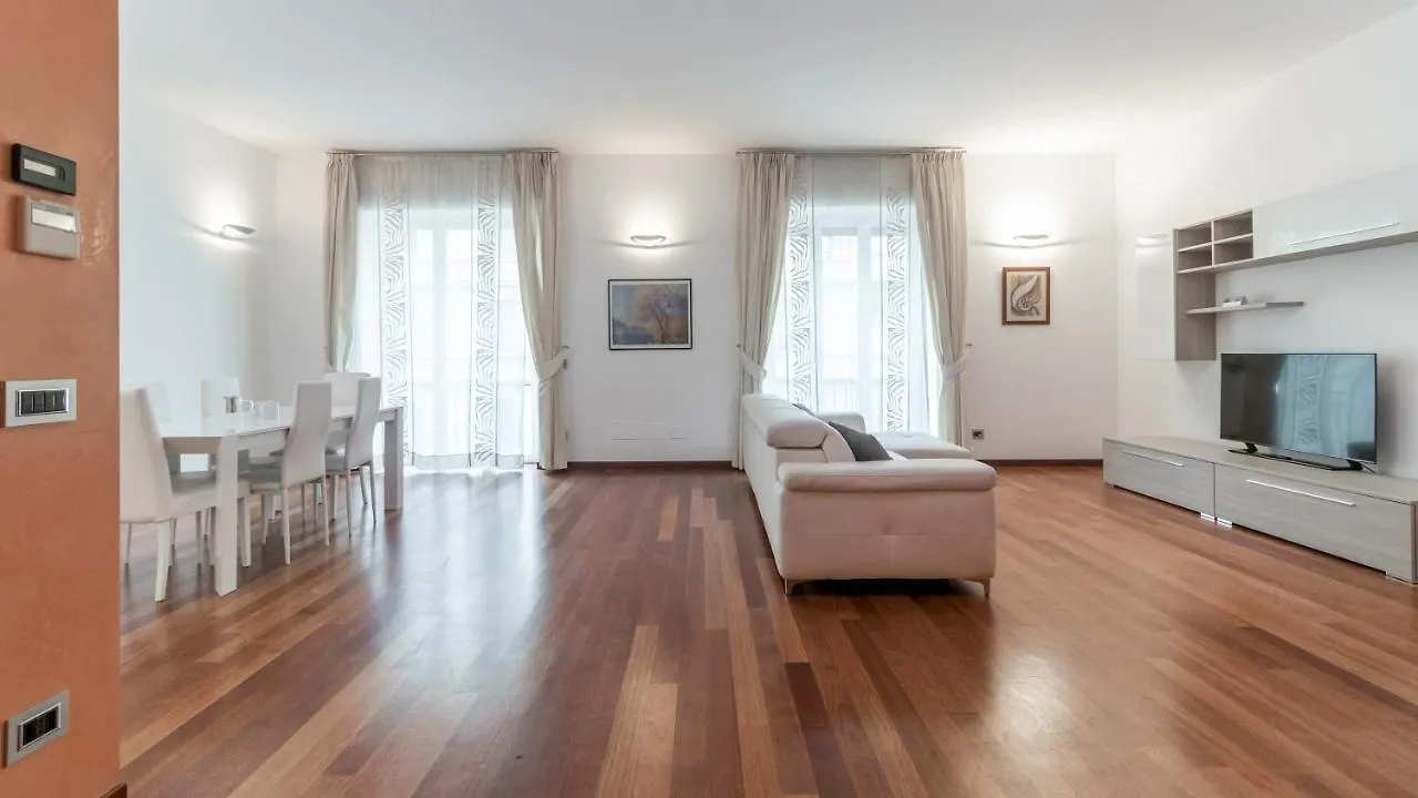 דירות מילאנו Italianway - Carducci 21 0*,  איטליה